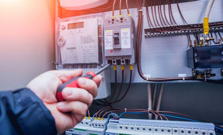 Maintenance électrique Lille